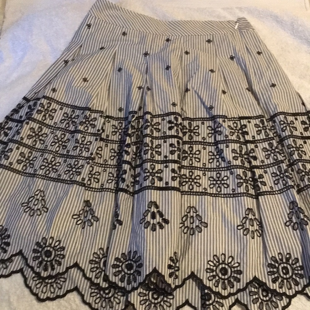 Talbots embroidery skirt 2